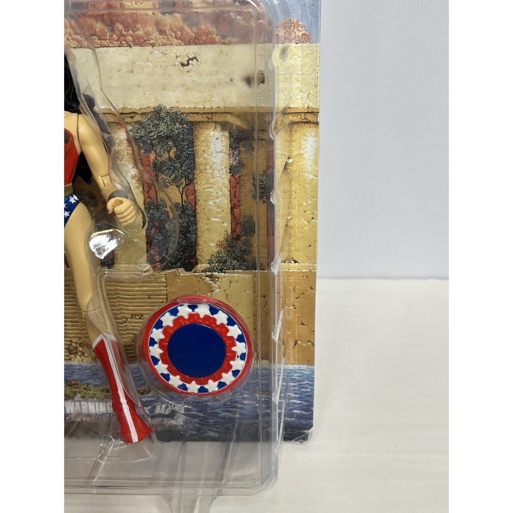 1999 DC Direct Wonder Women Action Figure New - Picture 5 of 7